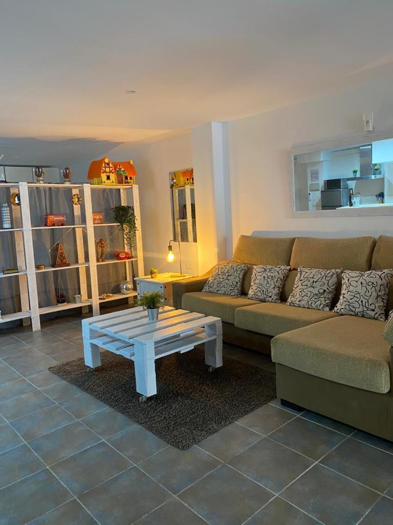 Acogedor Apartamento Loft Alhaurin de la Torre Ngoại thất bức ảnh